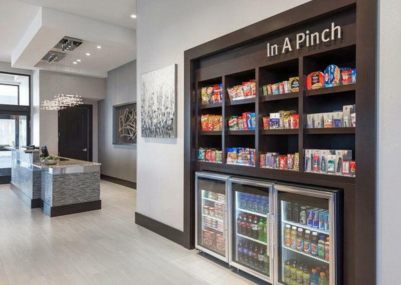 波士顿洛根机场/切尔西万豪广场套房酒店 外观 照片